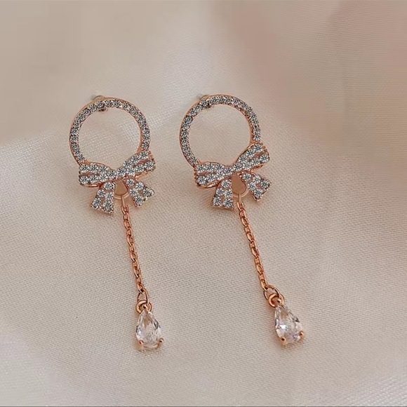 Elegant Bow Water Drop Pendant Stud Earrings - Picture 6 of 7